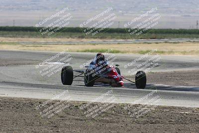 media/Jun-01-2024-CalClub SCCA (Sat) [[0aa0dc4a91]]/Group 4/Race/